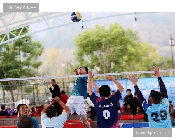 重庆排球队实力飙升创造历史新高引发关注与期待